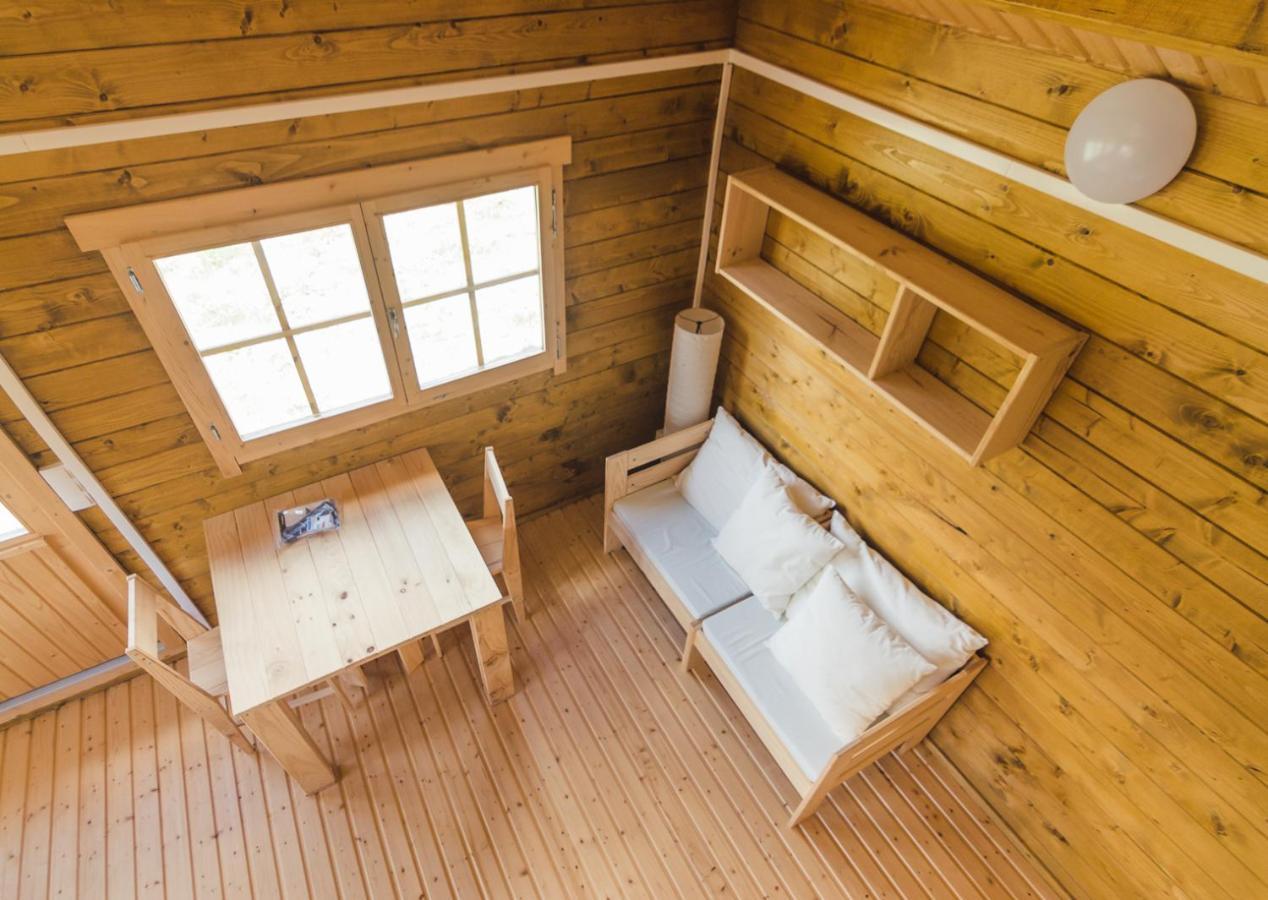 Albergue Restaurante De Artieda Kültér fotó