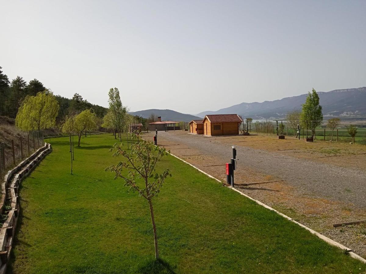 Albergue Restaurante De Artieda Kültér fotó